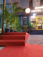 Hotel Crescent Shine