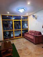 Hotel Crescent Shine