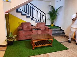 Hotel Crescent Shine