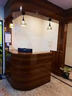 Hotel Crescent Shine