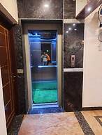 Hotel Crescent Shine