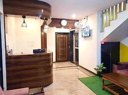 Hotel Crescent Shine