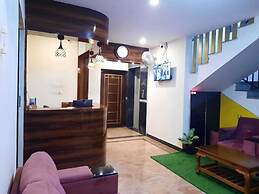 Hotel Crescent Shine