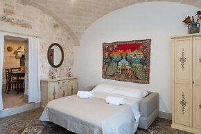 Sea and the City Apartment by Wonderful Italy