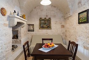 Sea and the City Apartment by Wonderful Italy