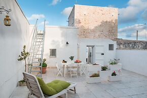 Sea and the City Apartment by Wonderful Italy