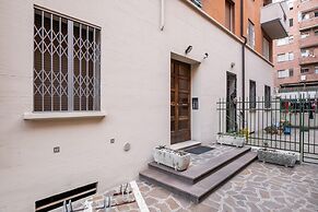 Porta Mascarella Apartment by Wonderful Italy