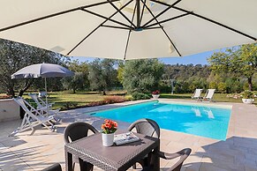 Villa Daniela con Piscina Vista Lago by Wonderful Italy