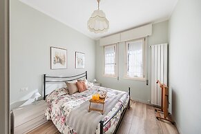 Villa Daniela con Piscina Vista Lago by Wonderful Italy