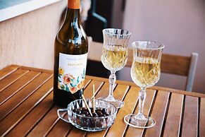 Silent Apartment by Wonderful Italy