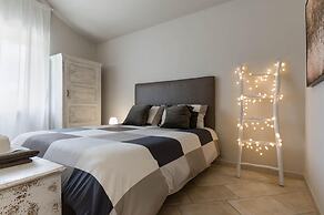 Villa Sara con Piscina by Wonderful Italy