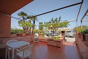 Villetta Santa Lucia con Patio e Giardino by Wonderful Italy