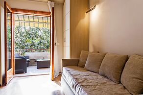 Studio La Romantica con Terrazzino by Wonderful Italy