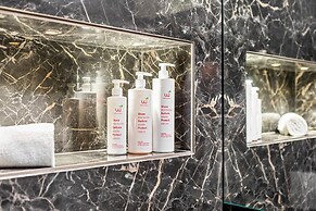 Riva Apartment With Balcony