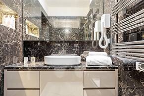 Riva Apartment With Balcony