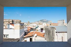 Cassaro Apartment con Terrazza by Wonderful Italy