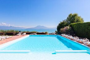 Ferrari 13 Apartment by Wonderful Italy