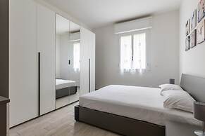 Modern Apartment in Bologna by Wonderful Italy