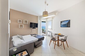 Residenza Miralago With Pool - Studio Apartment With Lake View