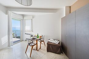 Residenza Miralago With Pool - Studio Apartment With Lake View