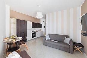 Residenza Miralago With Pool - Studio Apartment With Lake View