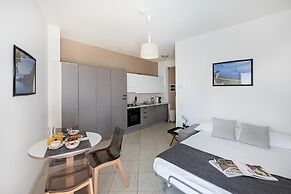 Residenza Miralago With Pool - Studio Apartment With Lake View