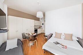 Residenza Miralago With Pool - Studio Apartment With Lake View