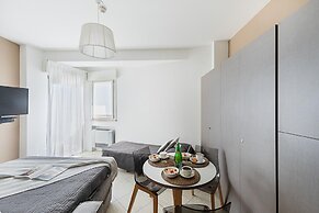 Residenza Miralago With Pool - Studio Apartment With Lake View