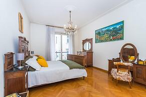 Crocetta Family Apartment by Wonderful Italy