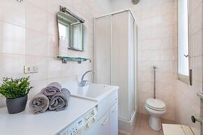 Crocetta Family Apartment by Wonderful Italy