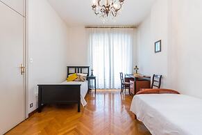 Crocetta Family Apartment by Wonderful Italy