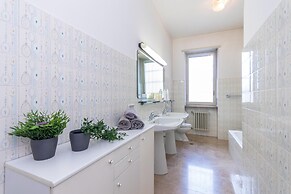 Crocetta Family Apartment by Wonderful Italy