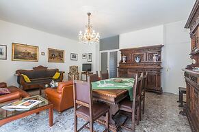 Crocetta Family Apartment by Wonderful Italy