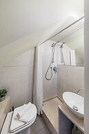 La Romantica - Cristina by Wonderful Italy