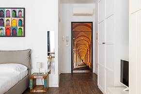 Largo Molina Studio I by Wonderful Italy