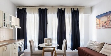 Largo Molina Studio I by Wonderful Italy