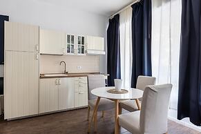 Largo Molina Studio I by Wonderful Italy