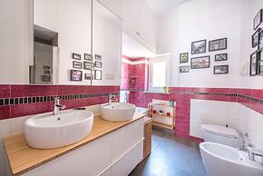 Terrazza dei Colori Alla Kalsa by Wonderful Italy