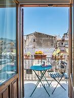 Terrazza dei Colori Alla Kalsa by Wonderful Italy