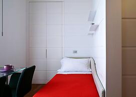 Elegant Apartment at Chiaia by Wonderful Italy