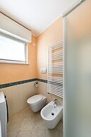 Residenza Miralago With Pool - Ground Floor Studio Apartment