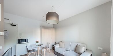 Residenza Miralago With Pool - Ground Floor Studio Apartment