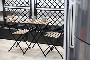 Modern Apartment at Piazza del Ges