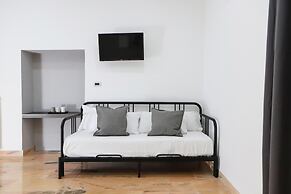 Modern Apartment at Piazza del Ges