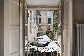 Garibaldi Glamorous Apartment by Wonderful Italy