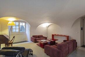 Garibaldi Glamorous Apartment
