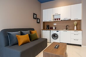 BLACK ONYX COMFORT SUITES