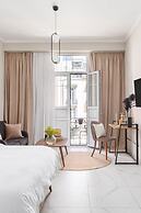 BLACK ONYX COMFORT SUITES