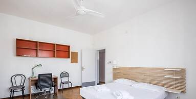 Quiet and Cozy Urban Apartment by Wonderful Italy