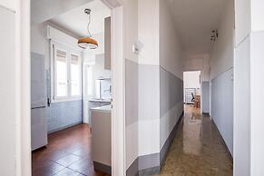 Quiet and Cozy Urban Apartment by Wonderful Italy